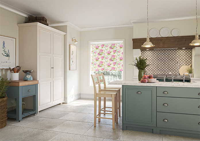Bouquet, Wild Rose - Roller Blind - Image 7